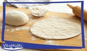 طريقة عمل عجينة البيتزا و الفطائر الهشة